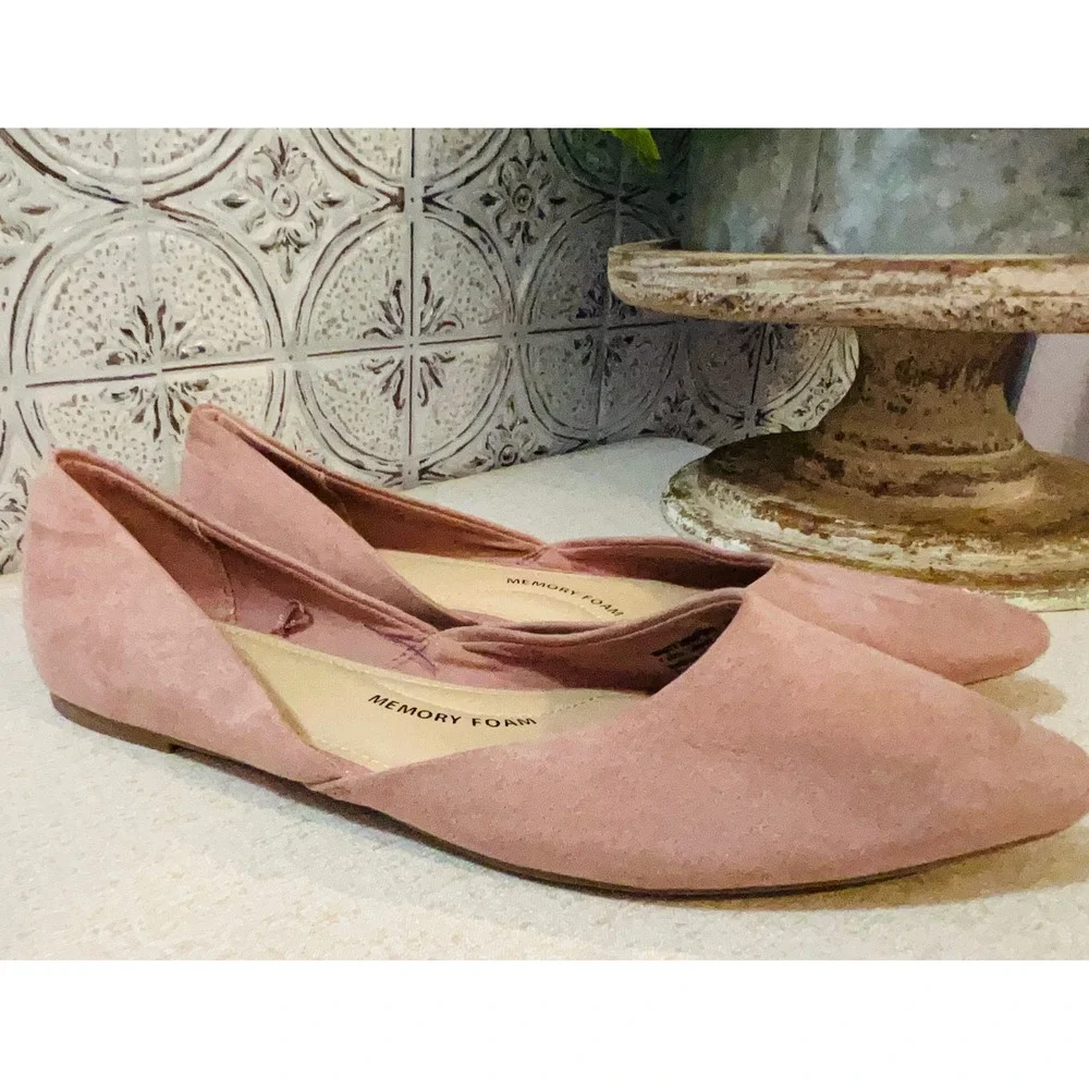 Time and Tru Womens Pink Faux Suede Pointed Toe Memory Foam Flats Size 8